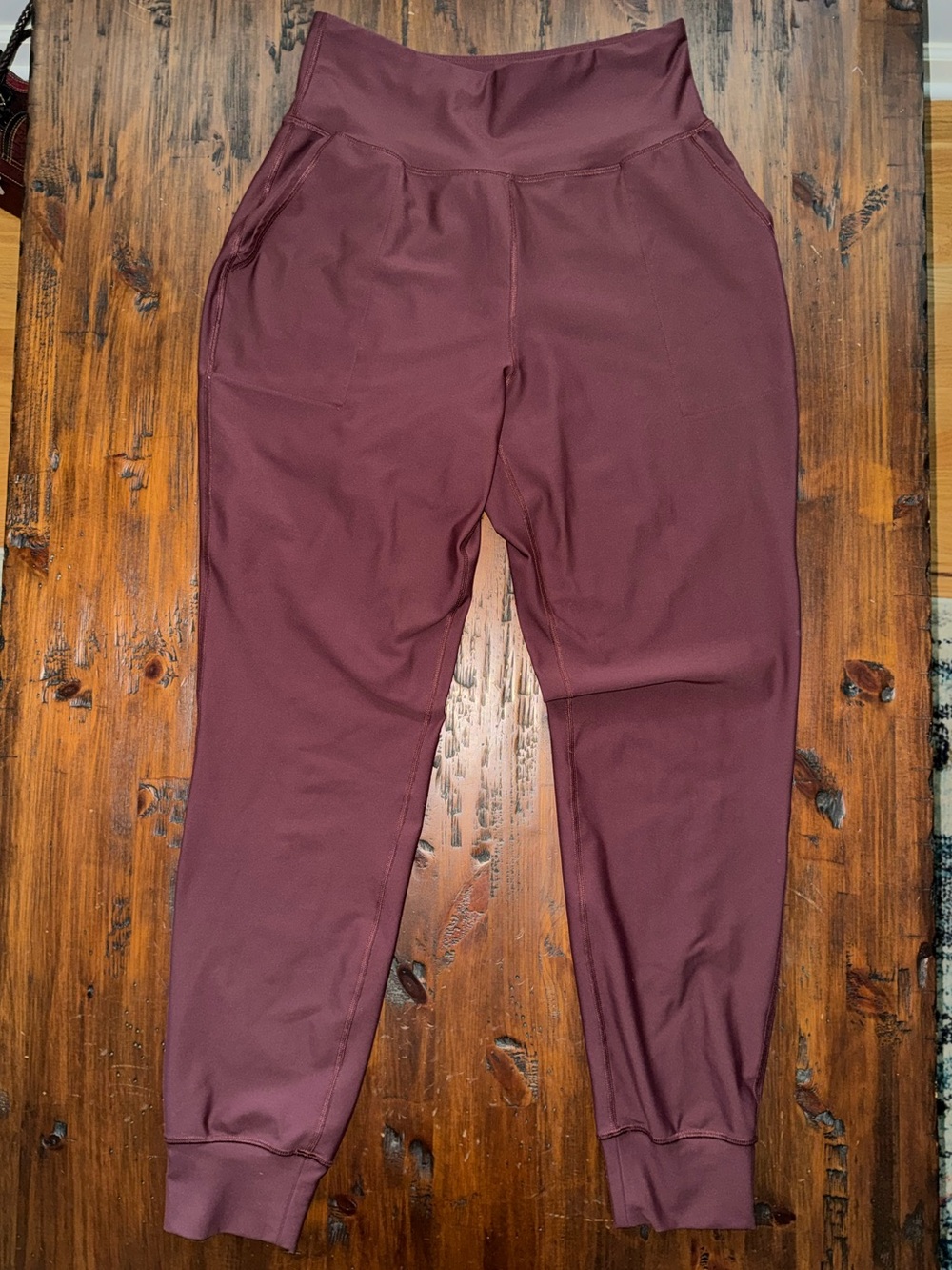 Old Navy active maroon power soft pants
